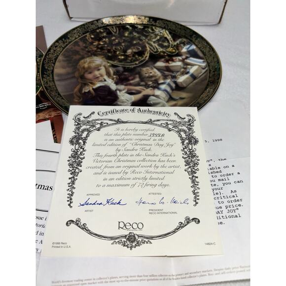 Victorian Christmas Collection CHRISTMAS DAY JOY Plate by Sandra Kuck in Box - Picture 2 of 6